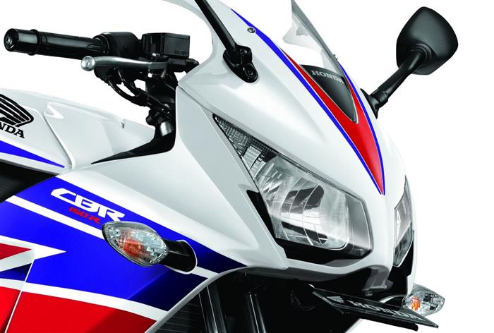 Honda cbr150r tri colour #5