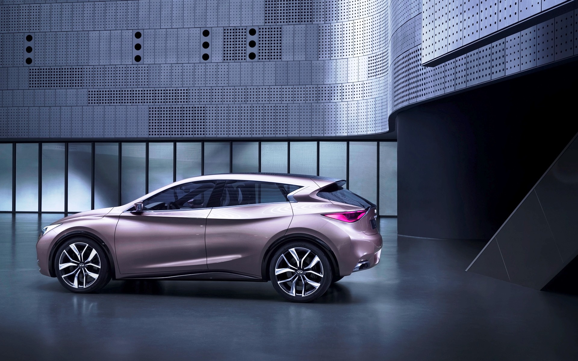 Infiniti q30 concept specifications