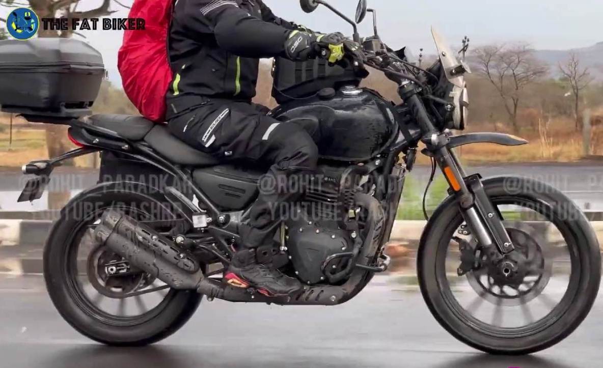 Bajaj-Triumph Scrambler New Photos, Launch Date & Expected Price - macro