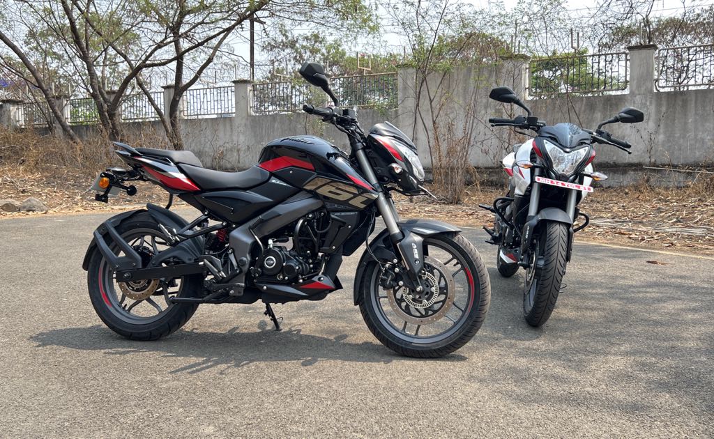 2023 Bajaj Pulsar NS160 Launched in India - Gets USD Forks! - macro