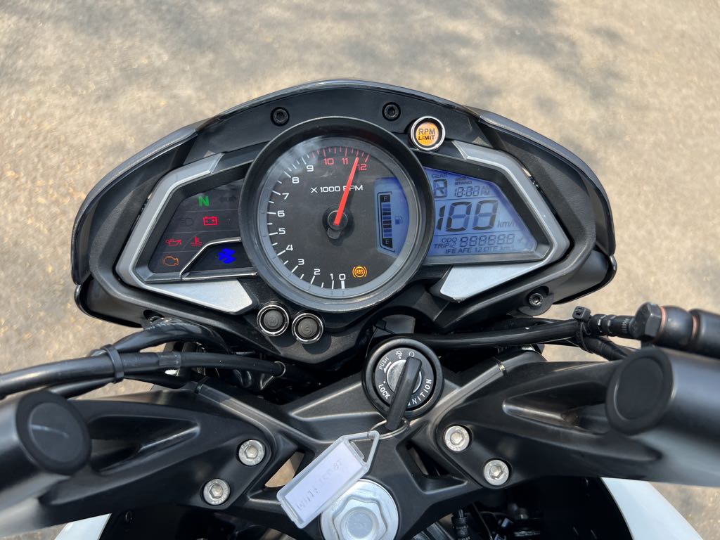 2023 Bajaj Pulsar NS200 Live Photo 1 - 2023 Bajaj Pulsar NS200 Launched with USD Forks - Gets Rs 6,000 Price Hike 2023 Bajaj Pulsar NS200 Live Photo 1