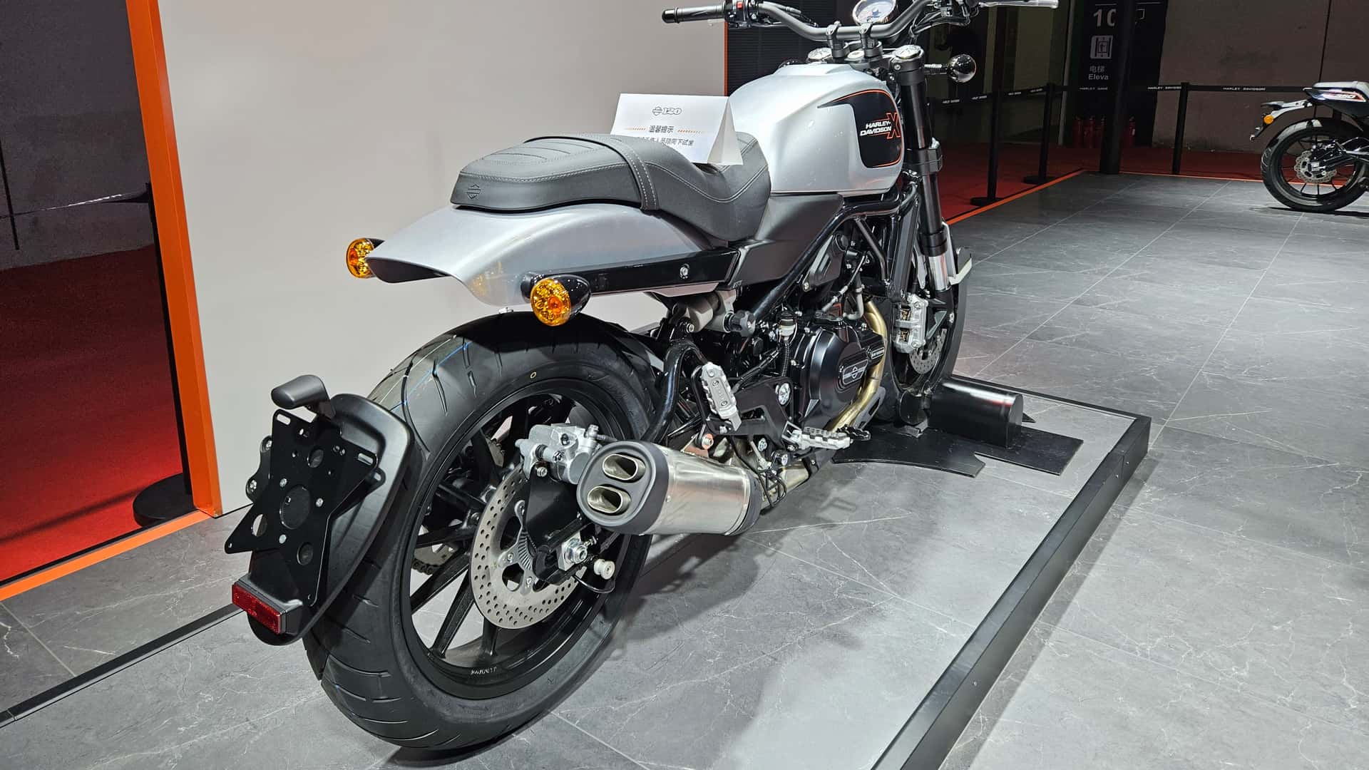 Live Photos of New Harley-Davidson X500 Cruiser Motorcycle - angle