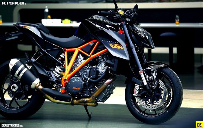 Black KTM 1290 Super Duke R by Kiska (Courtesy: AutoEvolution) Black KTM 1290 Super Duke R by Kiska (Courtesy: AutoEvolution)