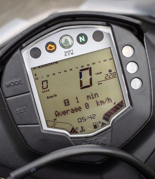 ktm rc 200 meter