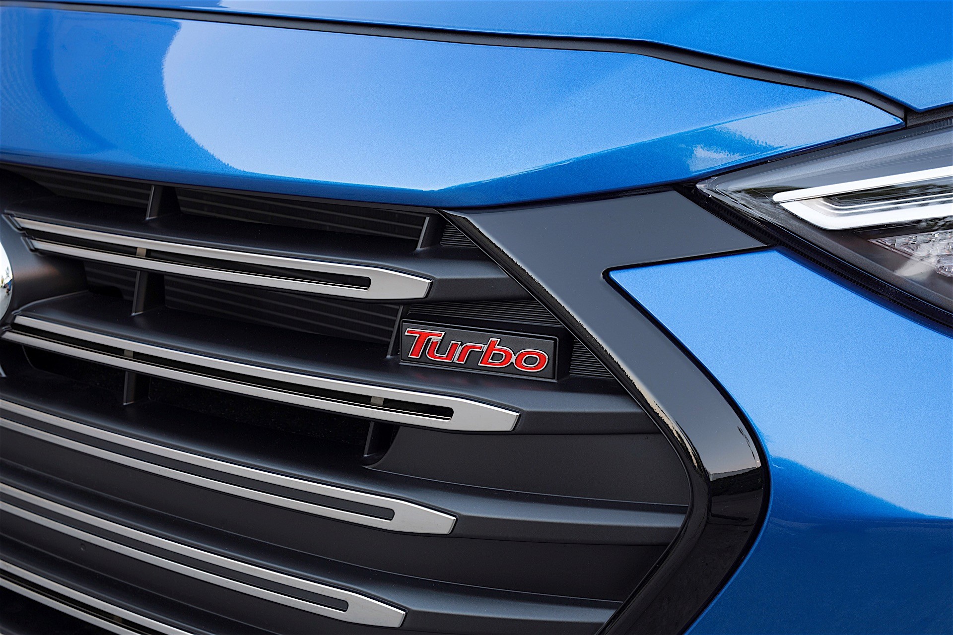 Meet Hyundai Elantra Sport: The Most-Powerful Elantra Ever! - closeup