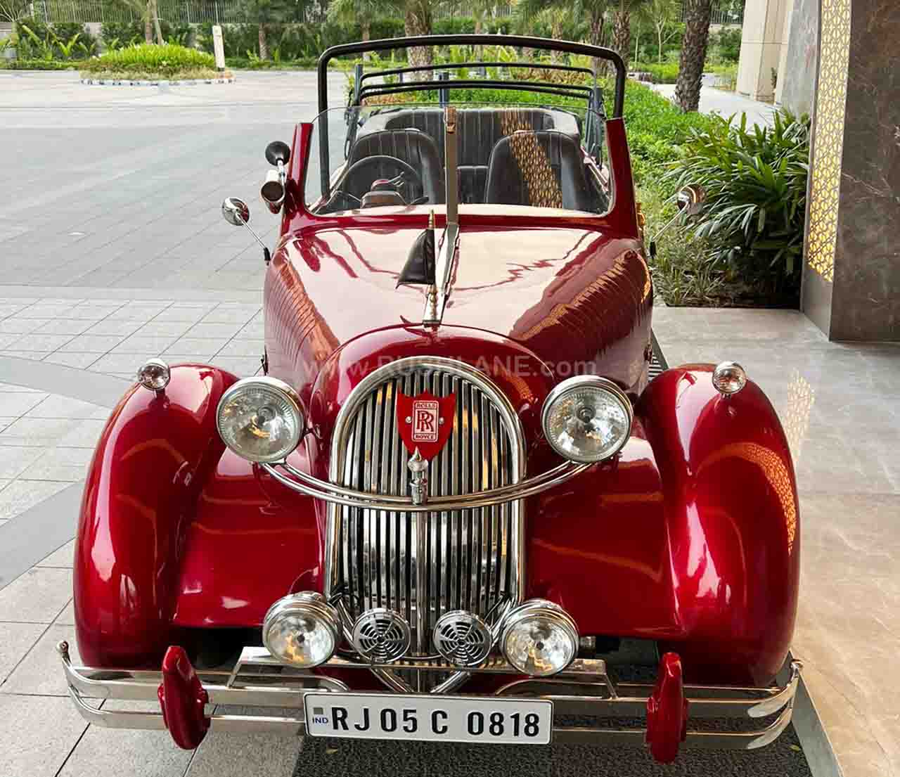 Maruti Gypsy Modified Into Rolls-Royce: Incredible Transformation! - image