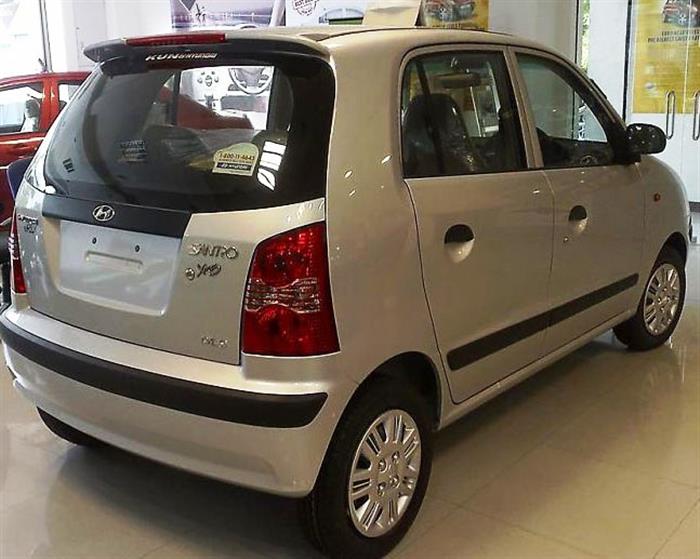 Hyundai Santro Xing Rear 3 Quarter