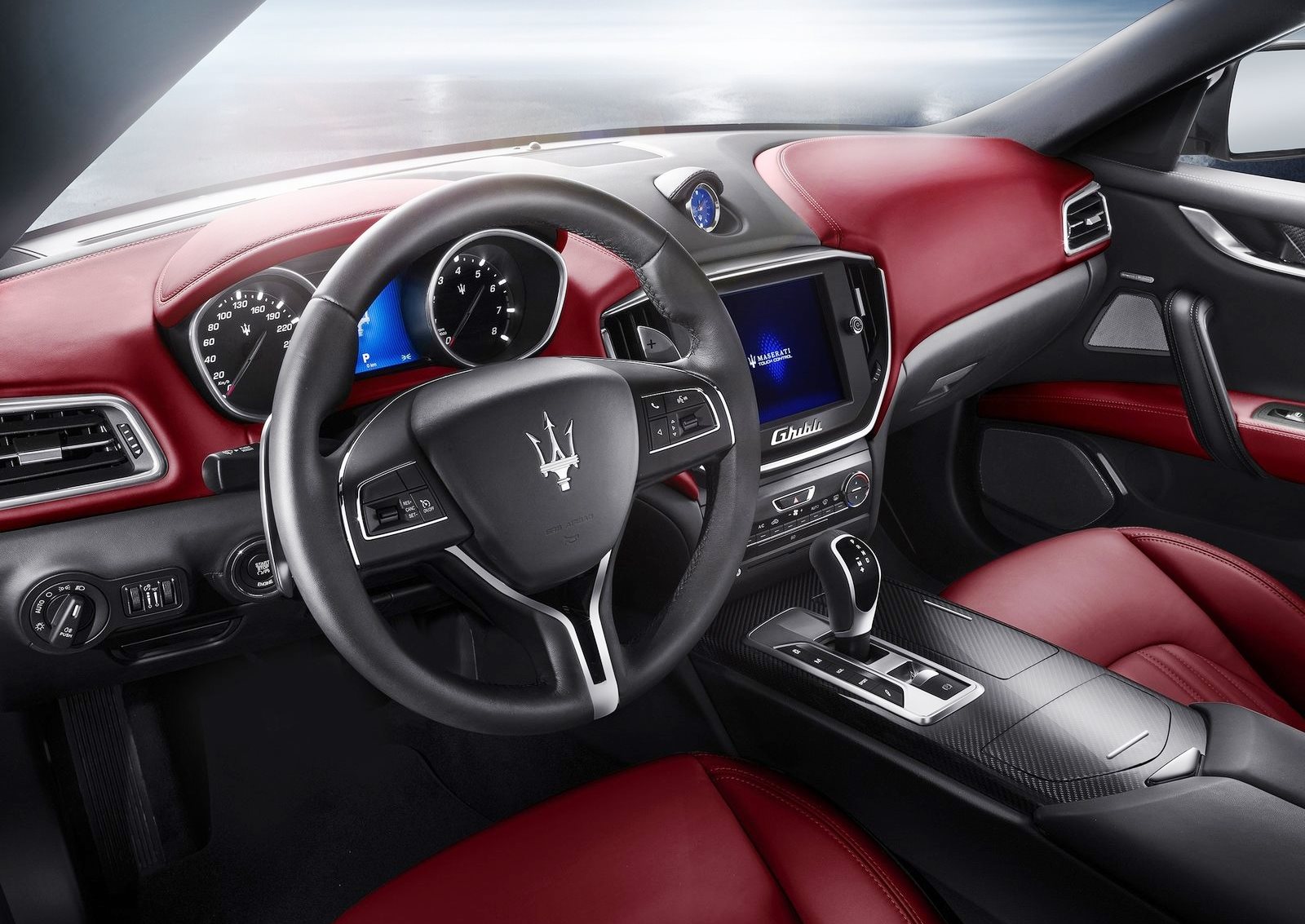 2023 Maserati Ghibli Trofeo Interior Dimensions: Seating, Cargo Space &  Trunk Size - Photos | CarBuzz