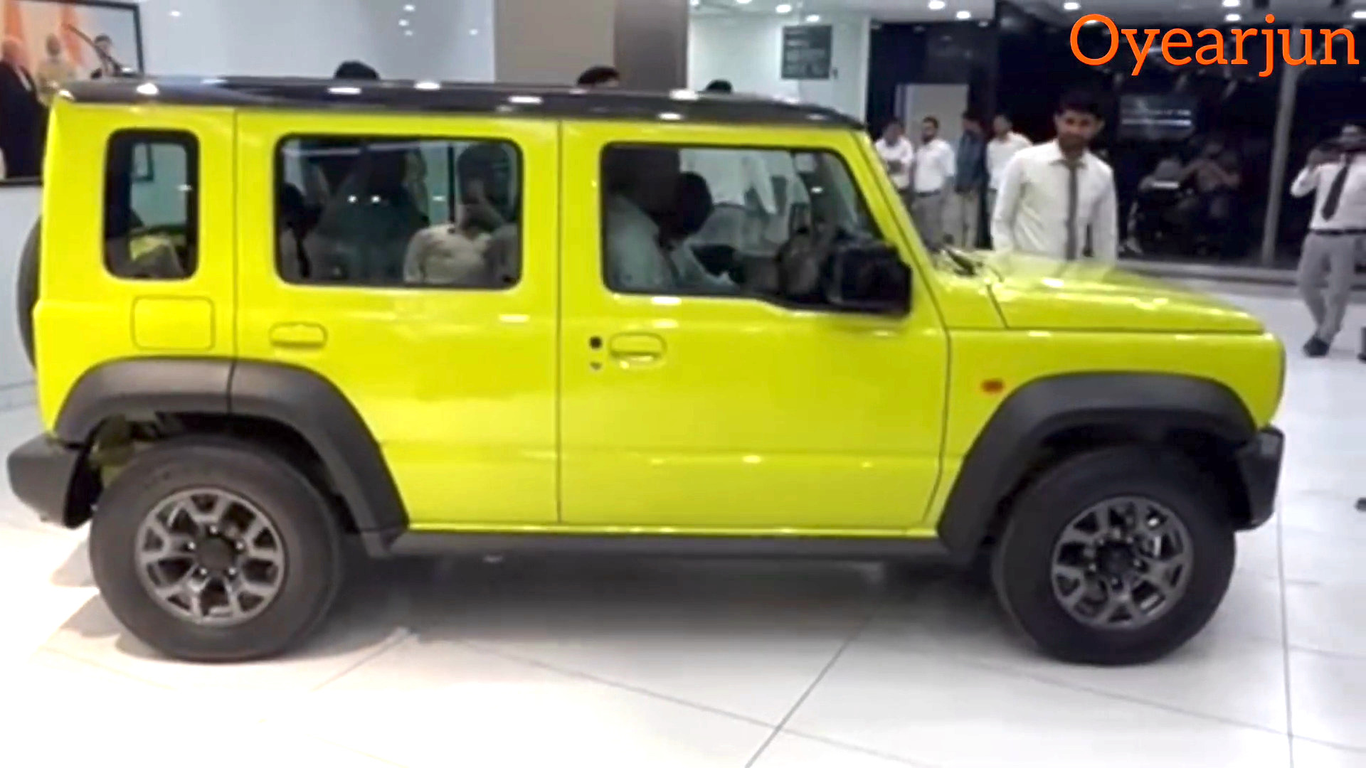 Maruti Jimny 5-Door Reaches NEXA Showrooms in India - Live Photos - bottom