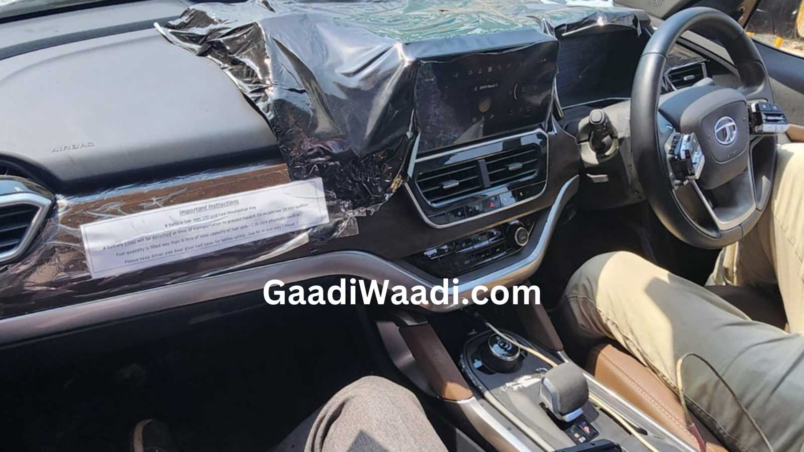 2023 Tata Harrier SUV Spotted Again - Interiors Fully Revealed! - macro