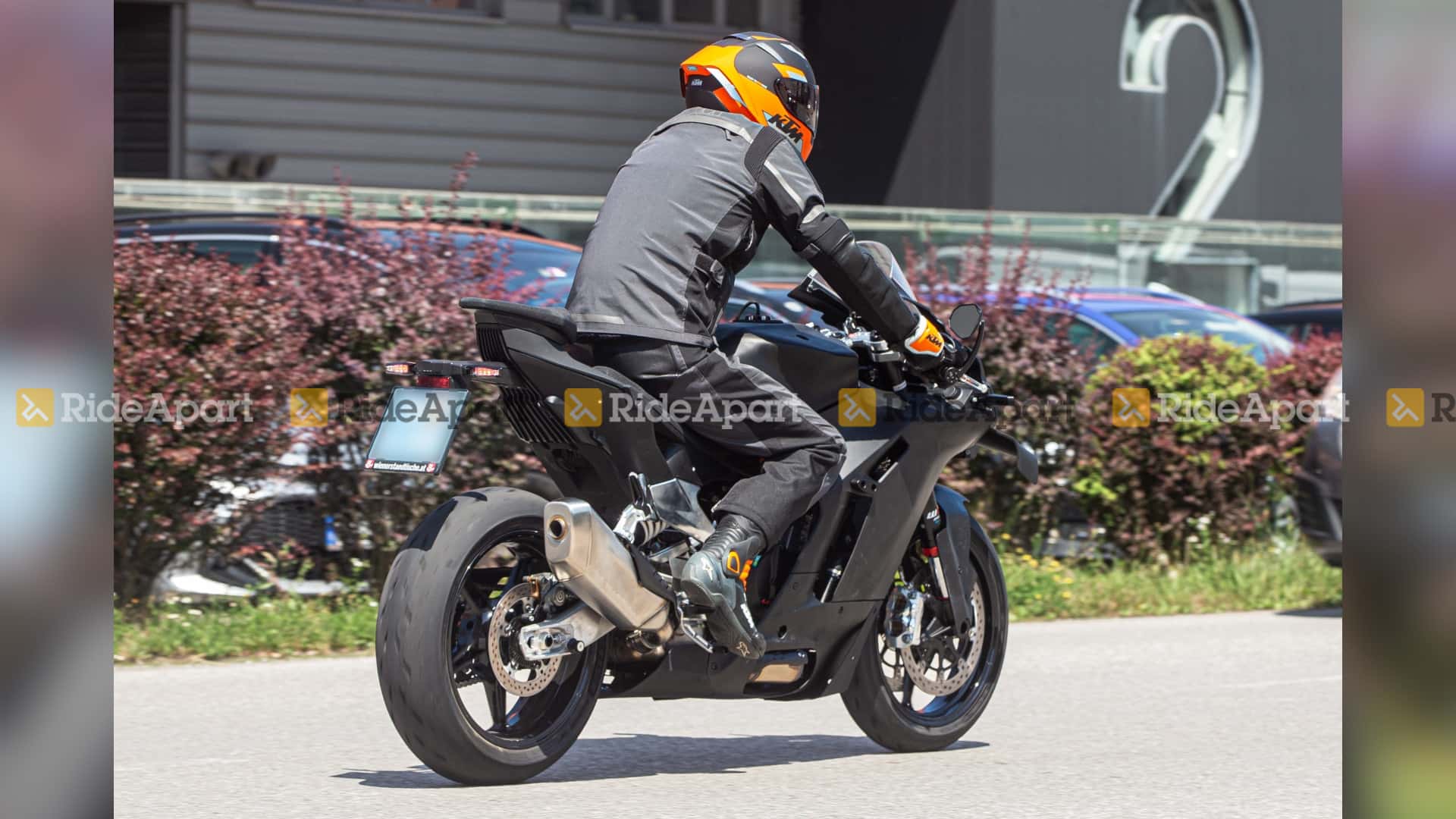 KTM RC 990 Sports Bike Spotted - The Faired Version of Duke 990 - close-up