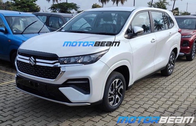 Maruti Suzuki Invicto (Rebadged Toyota Innova HyCross) Leaked - Live Photos - top