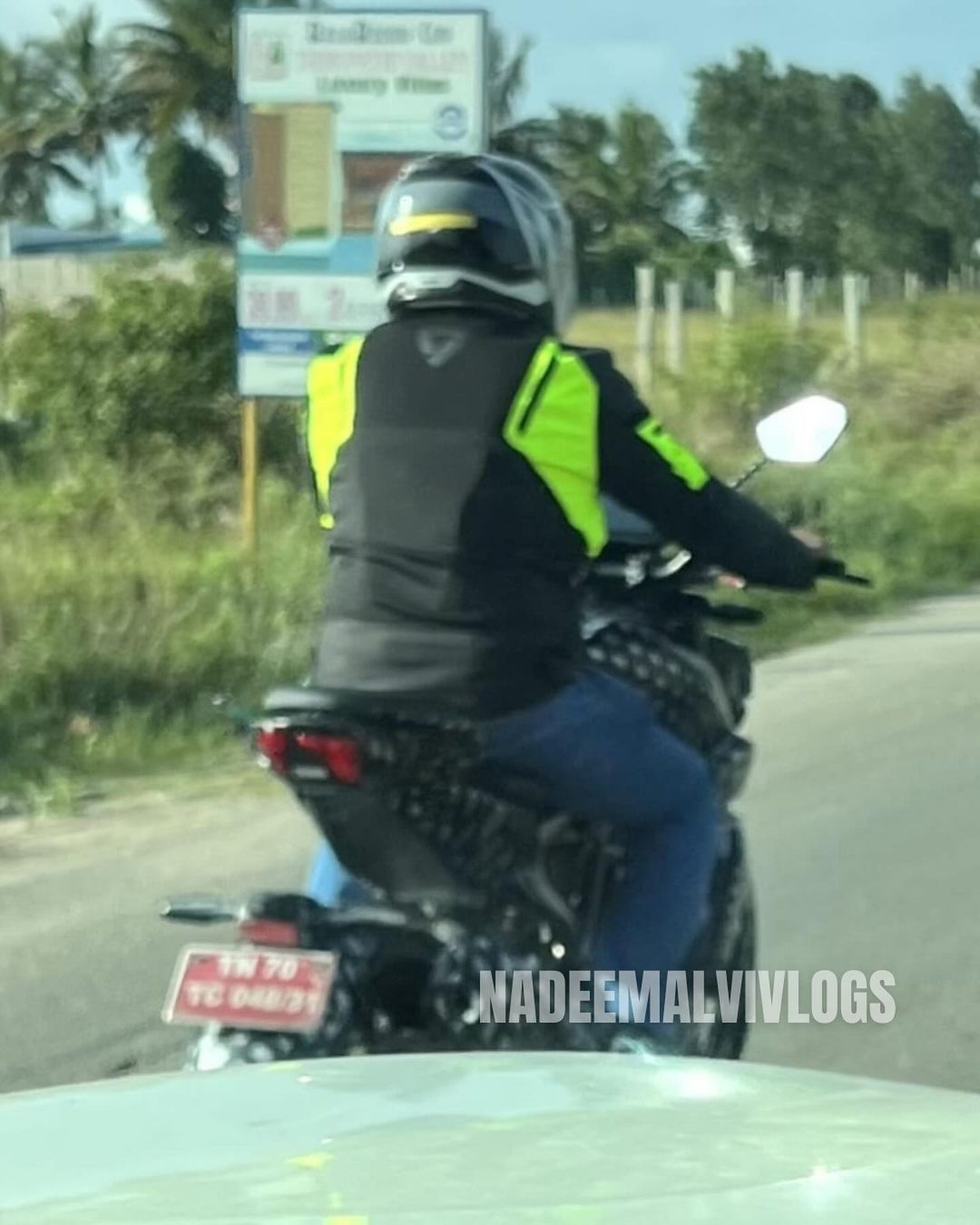 TVS Apache RTR 310 (Naked RR 310) Spotted On Road For The First Time - close up