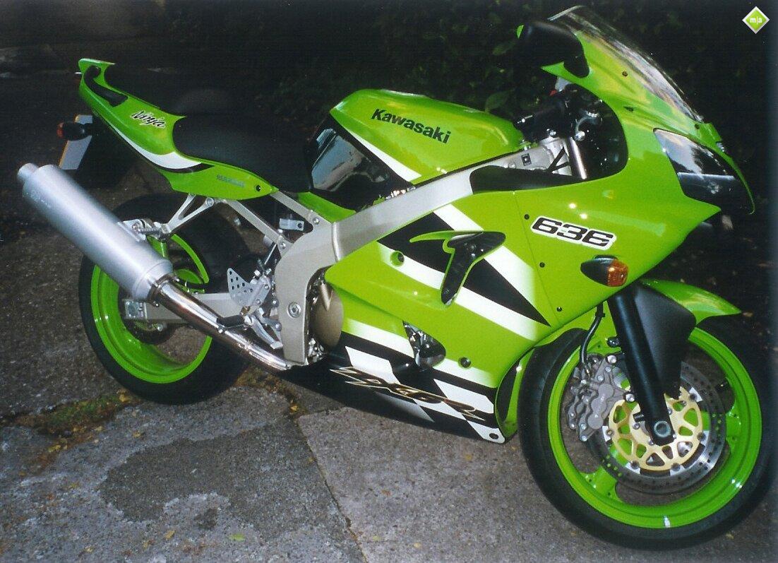 Kawasaki car