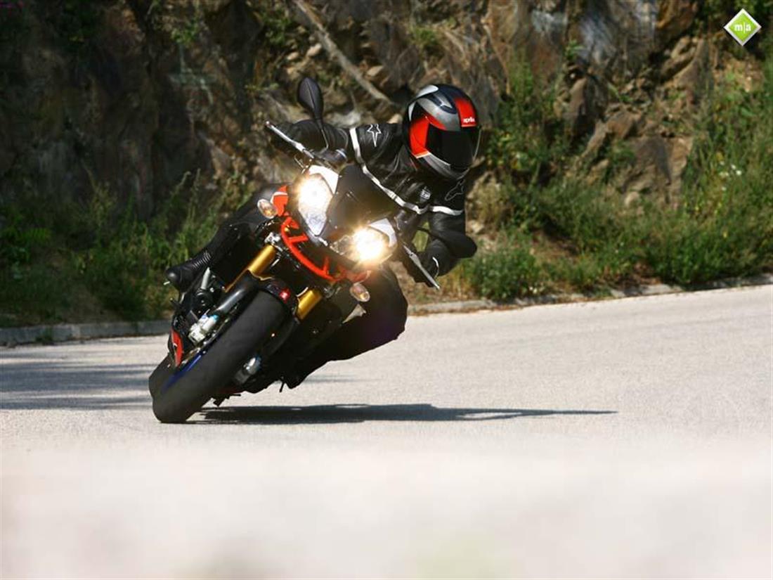 Aprilia Tuono 1000 r Factory