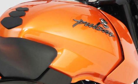 Bajaj Pulsar 180 Logo 'Orange'