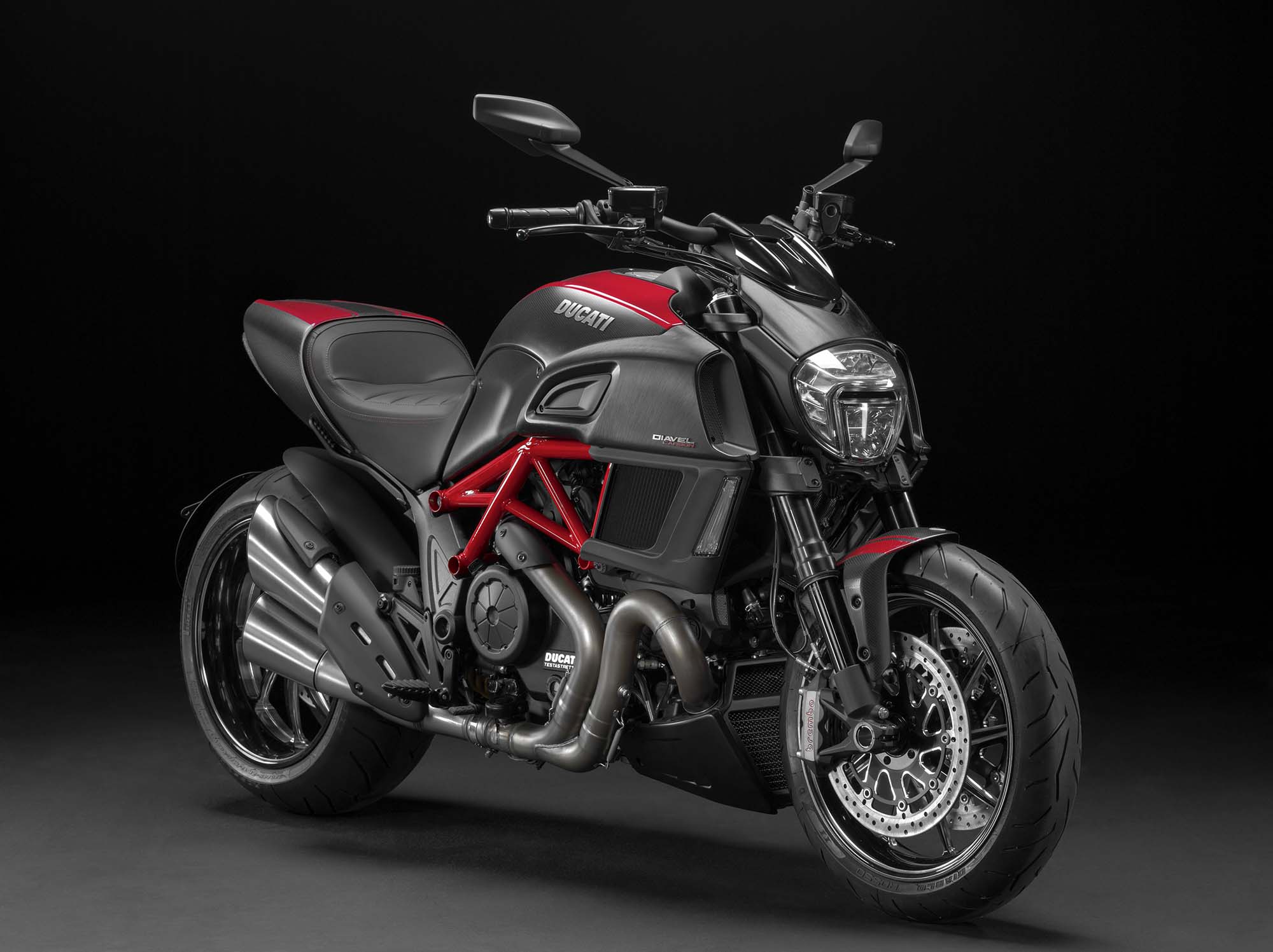 2014 Ducati Diavel Front 3-Quarter