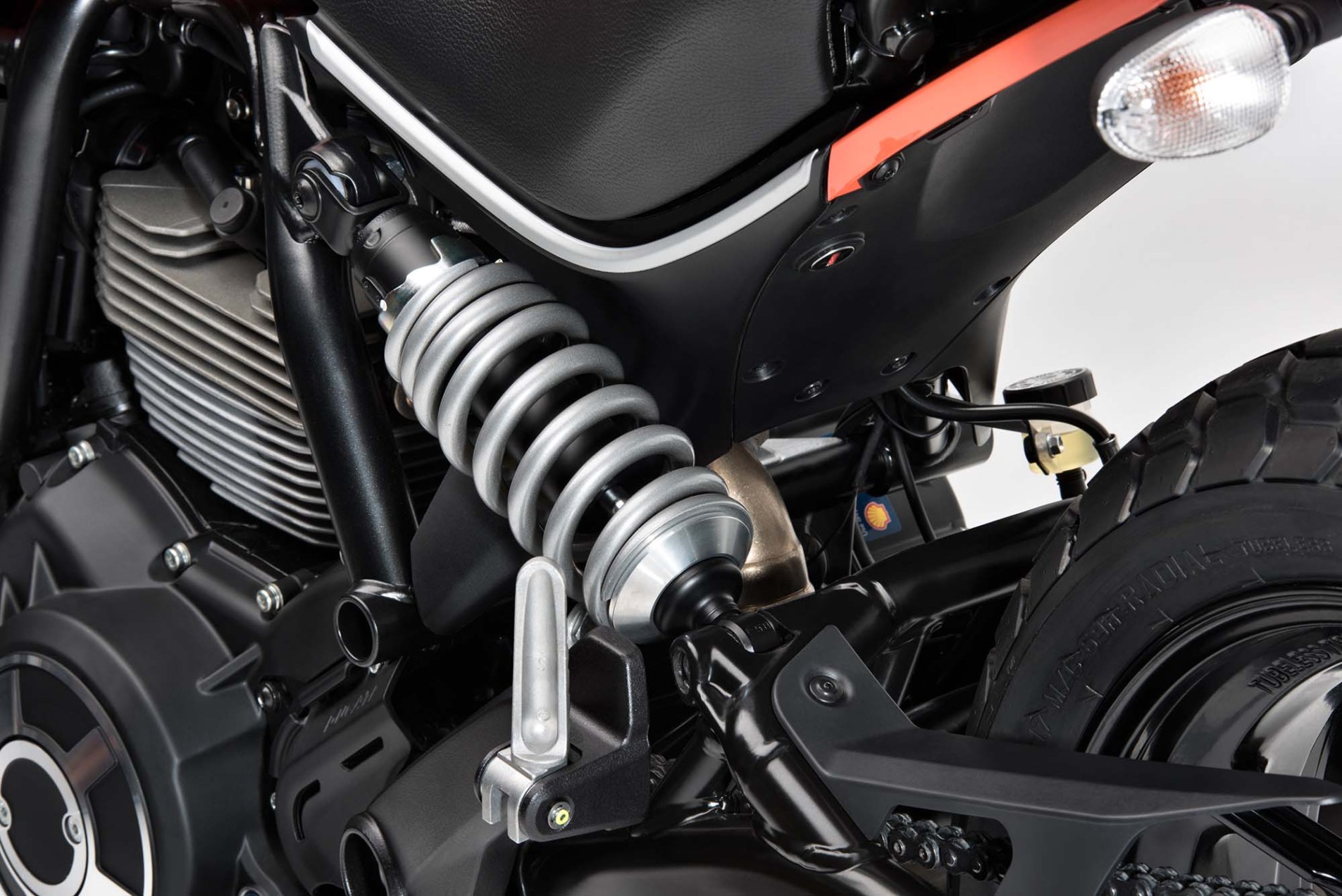 scrambler sixty2 review