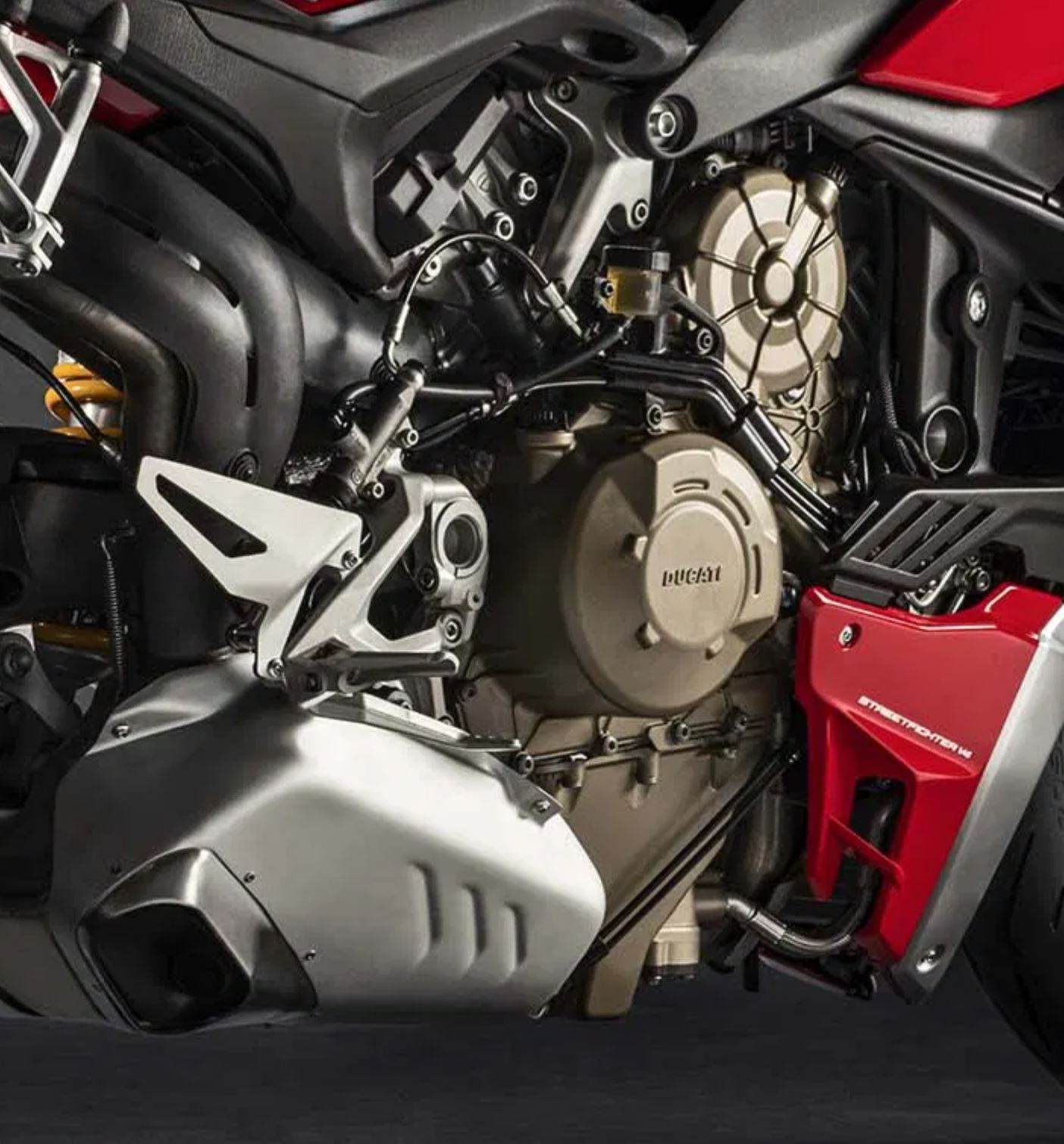 2024 Ducati Streetfighter V4 Price, Specs, Top Speed & Mileage In India ...