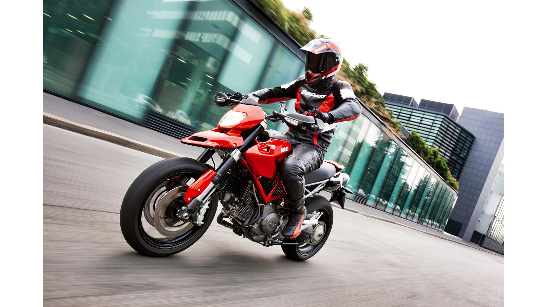 Hypermotard 1100 РѕР±РѕРё