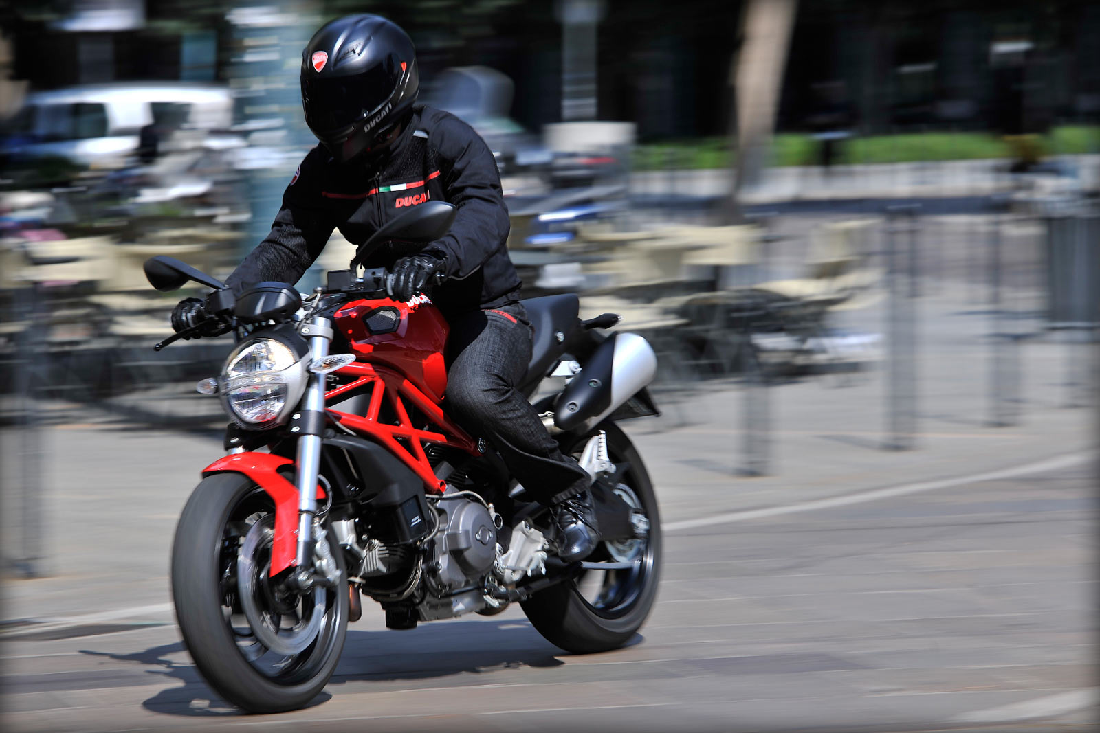 Ducati Monster 795 in Motion