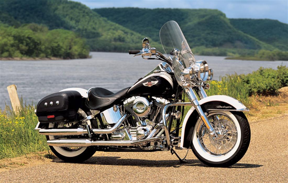 РњРѕС‚РѕС†РёРєР» Harley Davidson FLSTN Softail Deluxe