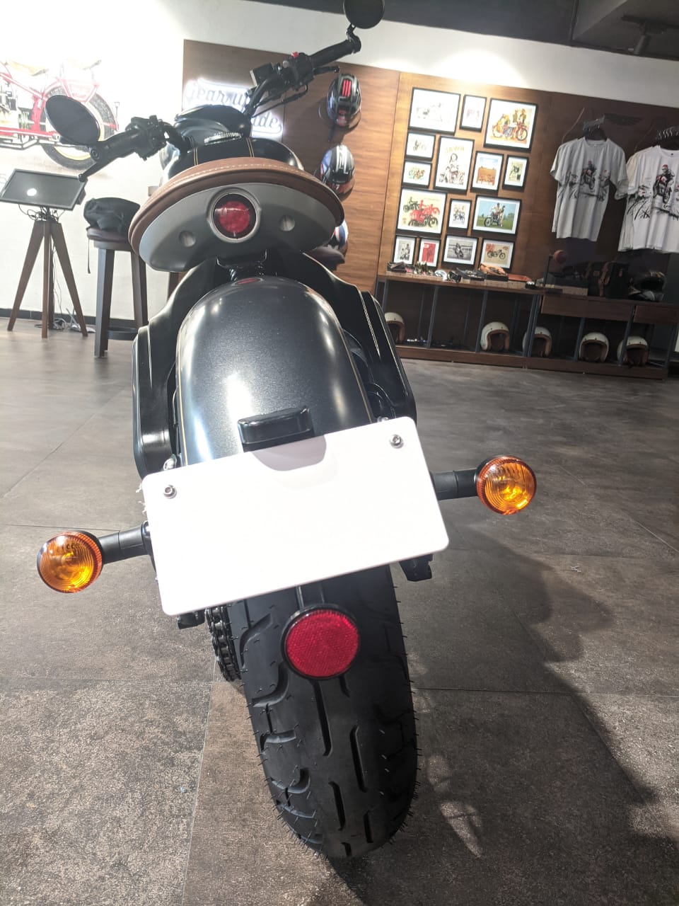 jawa perak bobber launch