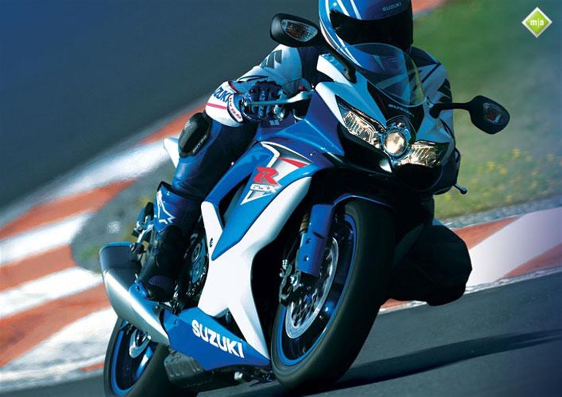 Сузуки GSX R 600 девушка