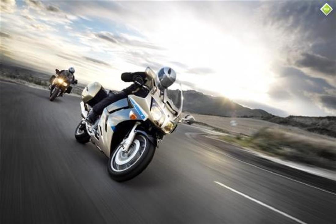 Yamaha FJR 1300 Wallpaper