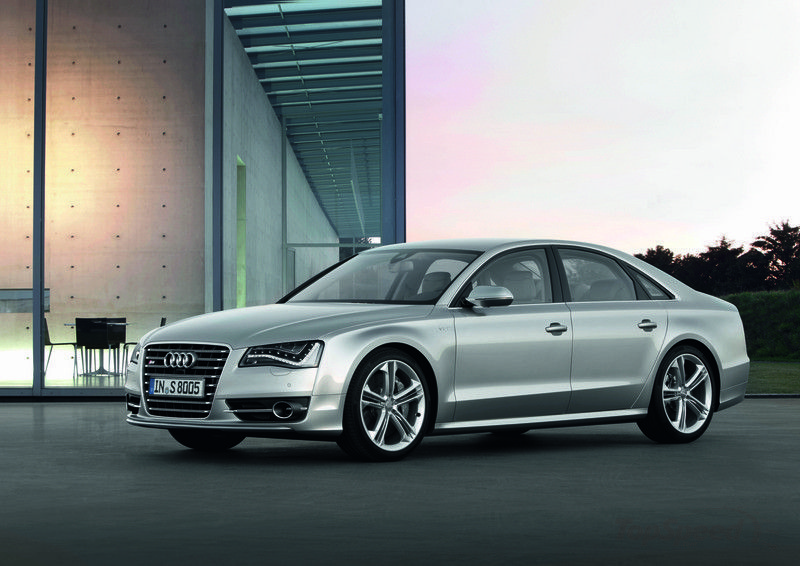 S8 3-Quarter Front