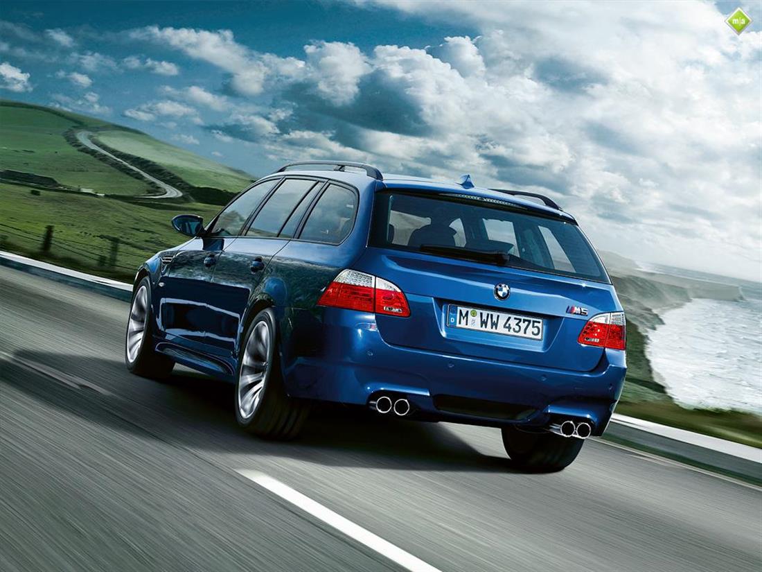 Бмв м5 универсал. BMW m5 e61 Touring. БМВ м5 е61 универсал. БМВ е61 туринг. BMW 5 e61.