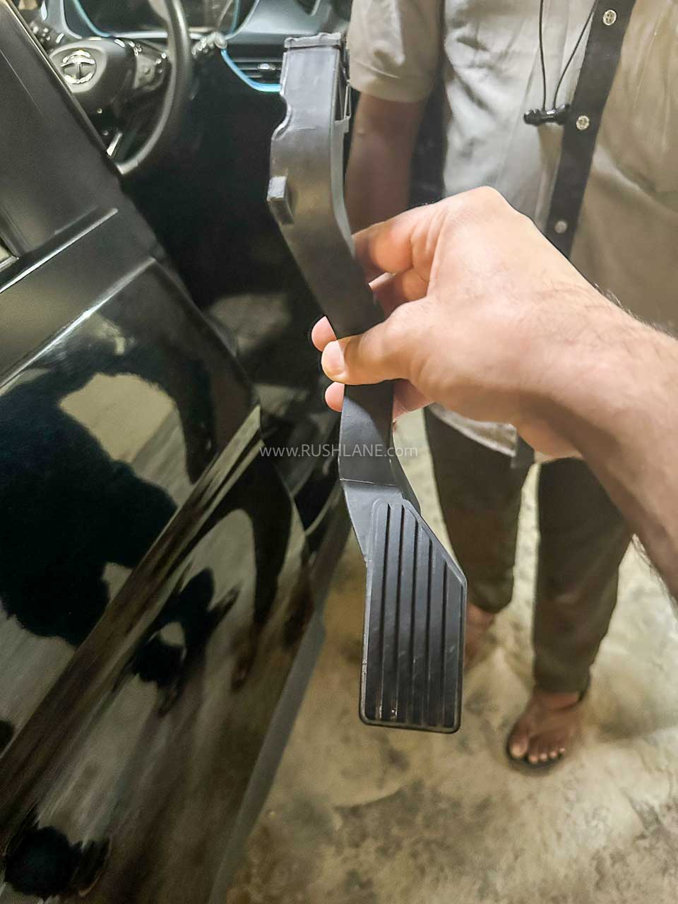 Tata Nexon EV Owner Faces Broken Accelerator Pedal Issue Report