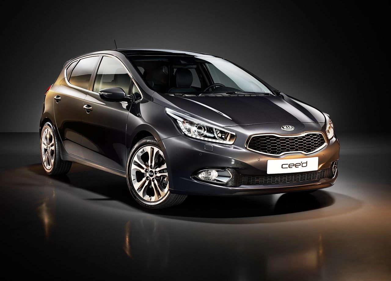 Kia ceed 2013 год