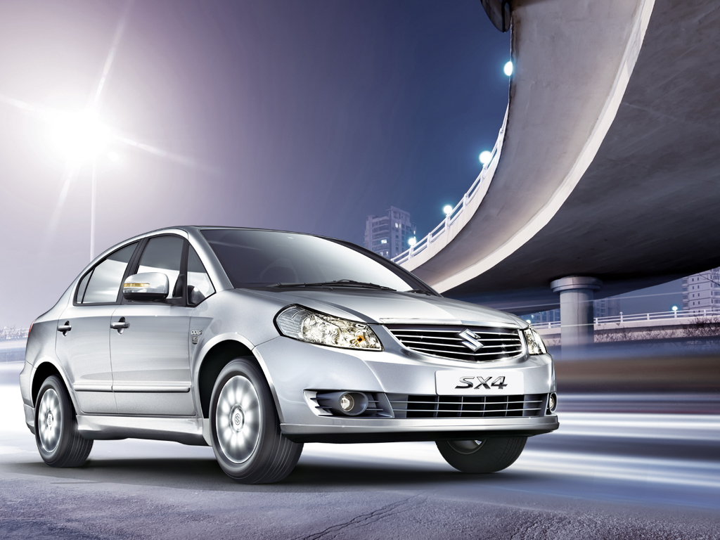 2013 Maruti SX4 Front 3-Quarter