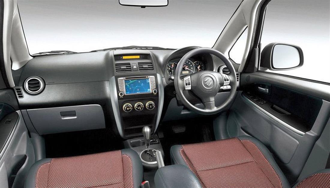 Сузуки поменять. Сузуки сх4 седан салон. Suzuki sx4 седан салон. Сузуки sx4 2010 салон. Сузуки сх4 2010 салон.