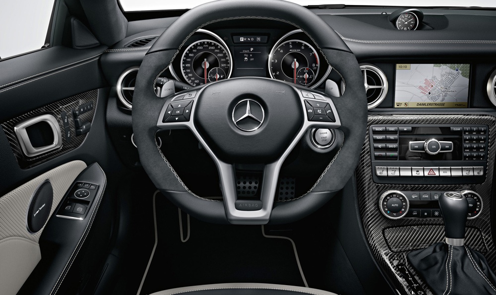 2014 Mercedes SLK 55 AMG Dashboard