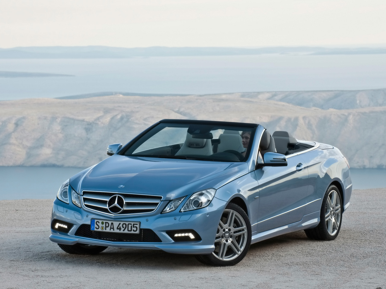 Mercedes Benz e250 Cabriolet