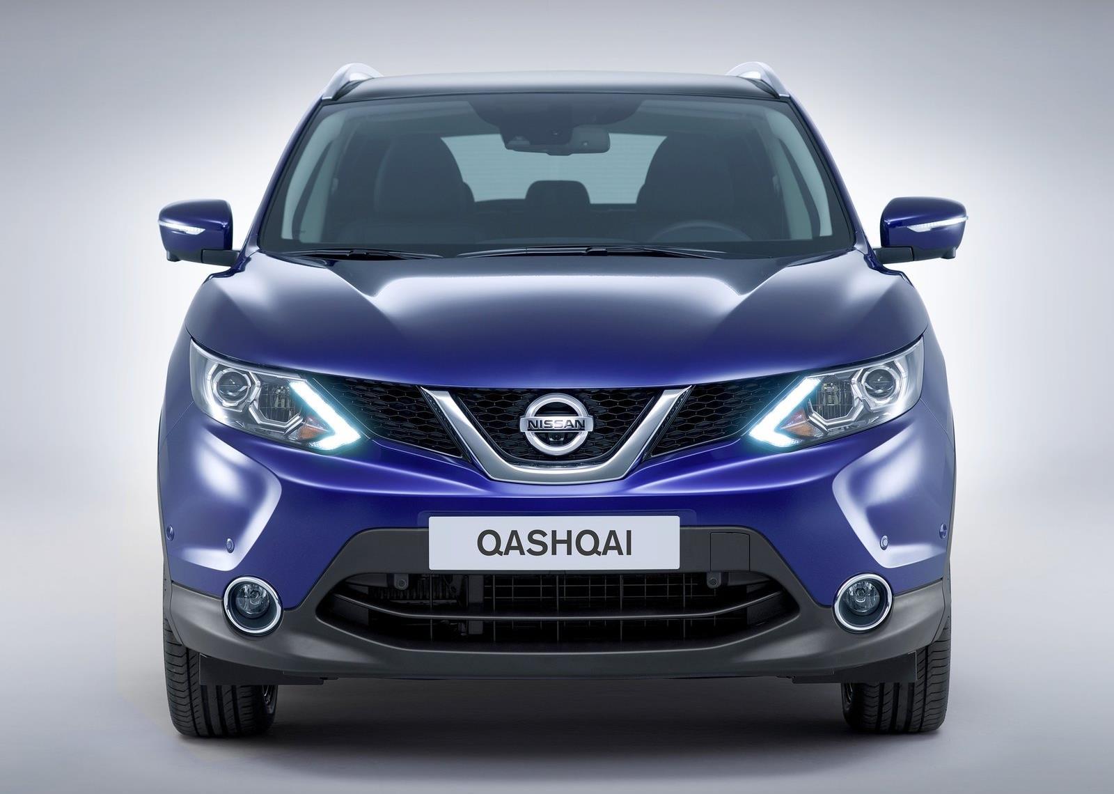 2014 Nissan Qashqai Front View