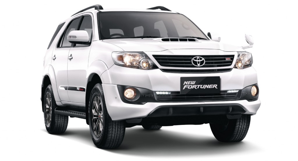 2014 Toyota Fortuner - Showing 2014-Toyota-Fortuner-3.jpg