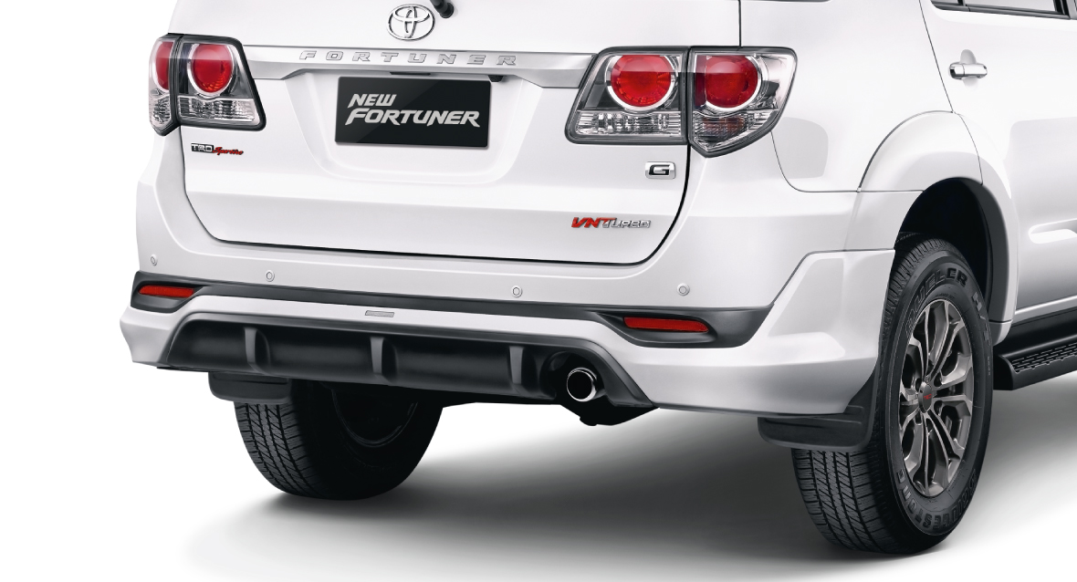 2014 Toyota Fortuner - Showing 2014-Toyota-Fortuner-5.jpg
