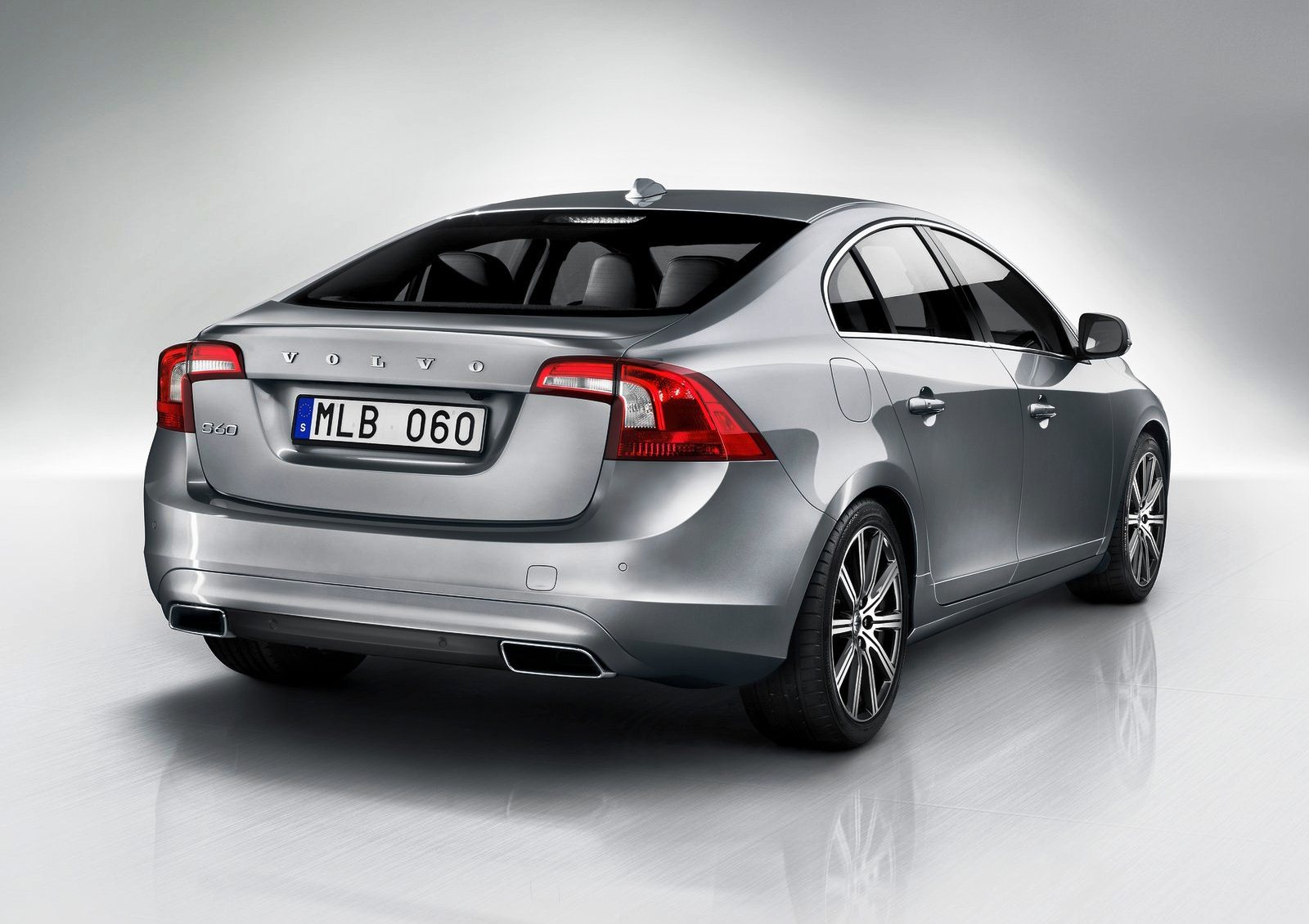 Volvo s60 2014 года