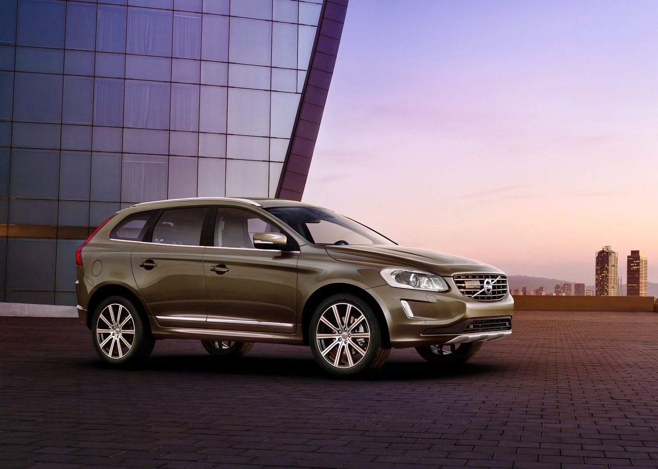 2014 Volvo XC60 Side View