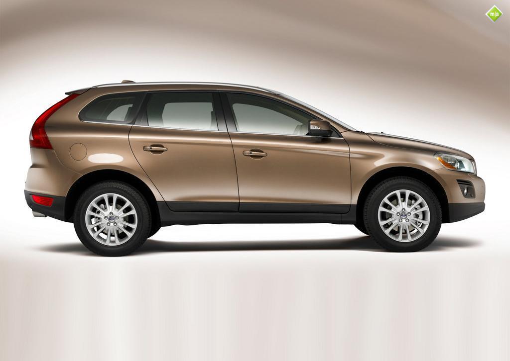 Volvo XC60 Side View 'Brown'