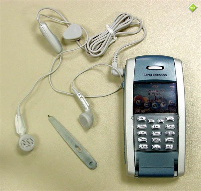 Ericsson мелодии. Сони Эриксон p800. Sony Ericsson p700. Sony Ericsson p 700 i. Sony Ericsson p800 p900.