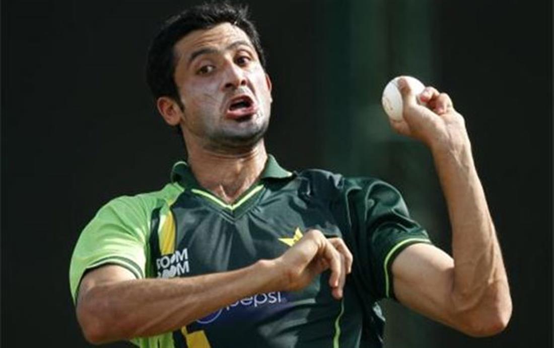 B kumar bowling practice Full HD HD Mp4 3Gp Videos Download